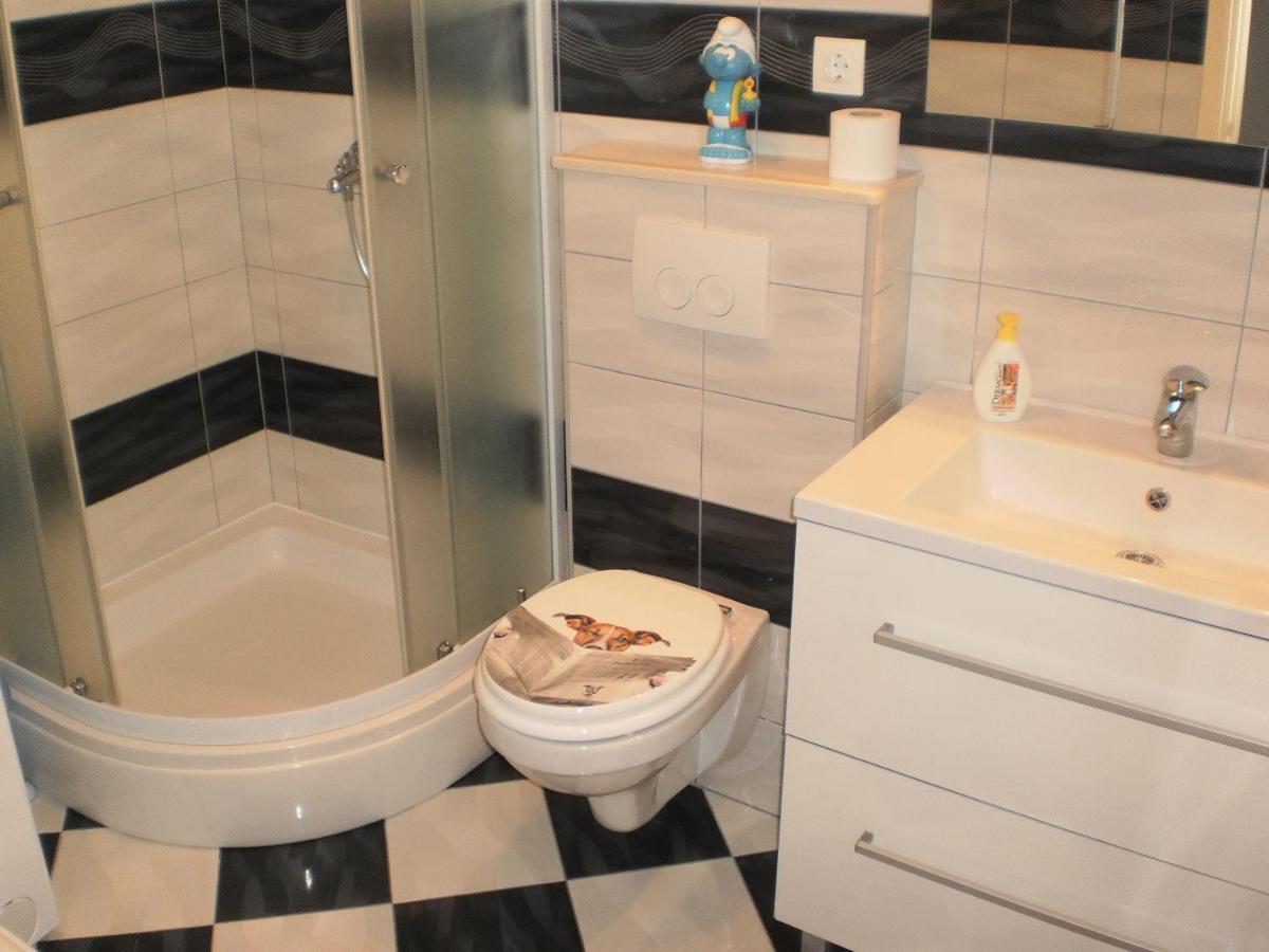 Apartment Lana オミシュ エクステリア 写真